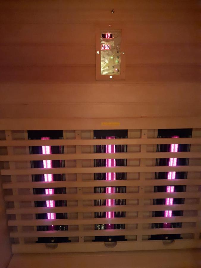 B&B Droom In De Polder -De Salon- Luxe Appartement Met Prive-Sauna Arnemuiden Zewnętrze zdjęcie